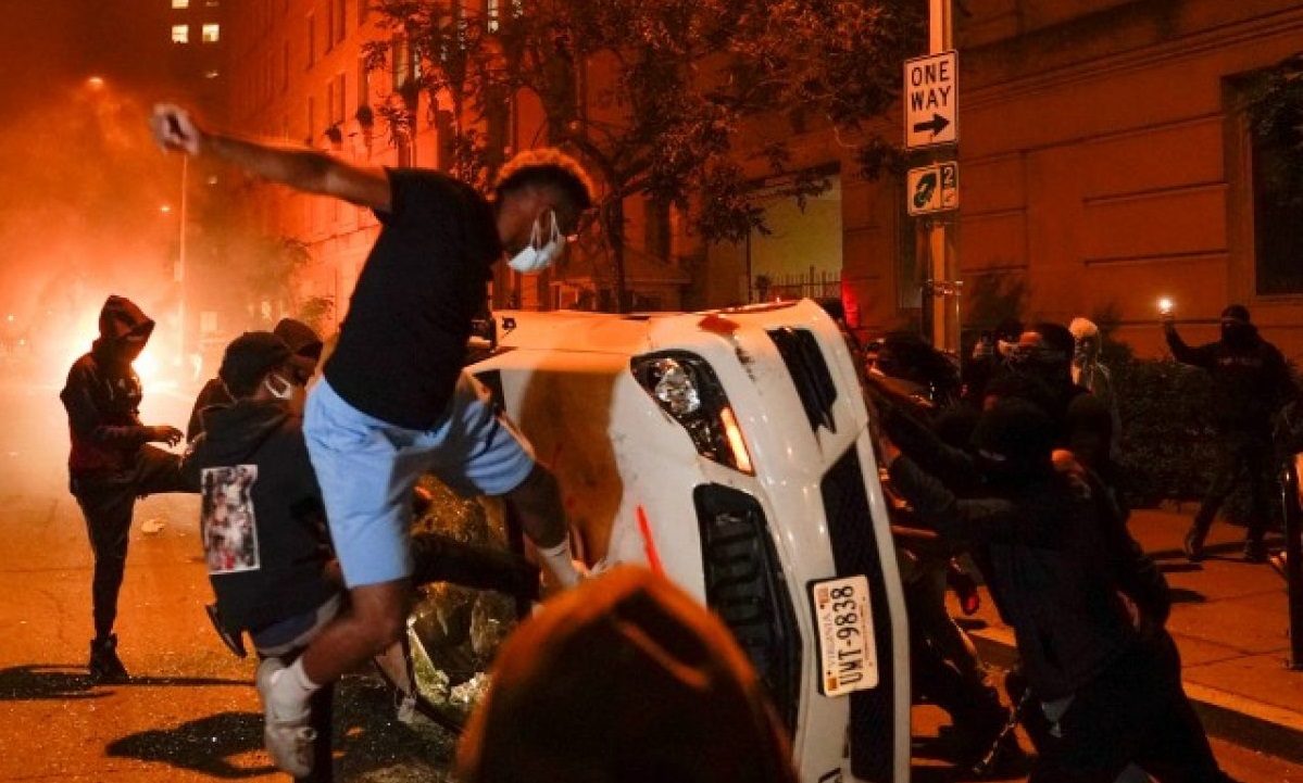 Former NYPD Police Commissioner: Democrat mayors have surrendered to “domestic terrorists”